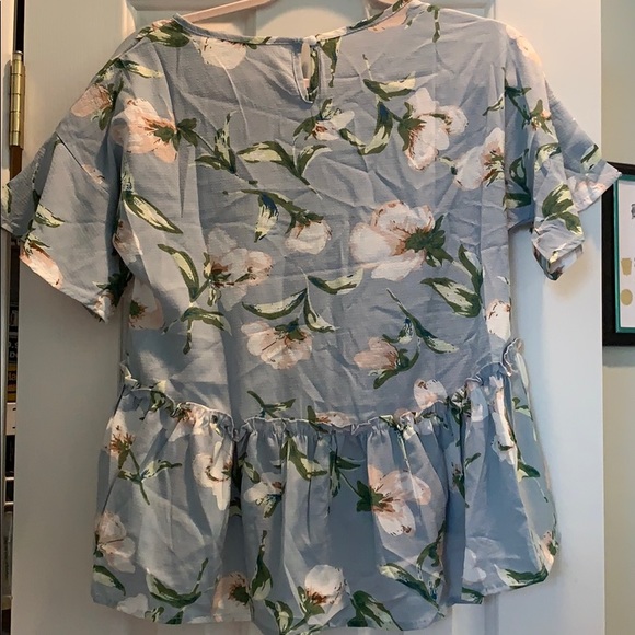 A cute peplum top. - Picture 2 of 3